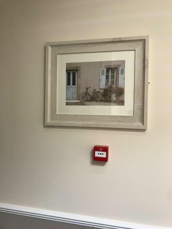 Royal Guest House 네언 외부 사진