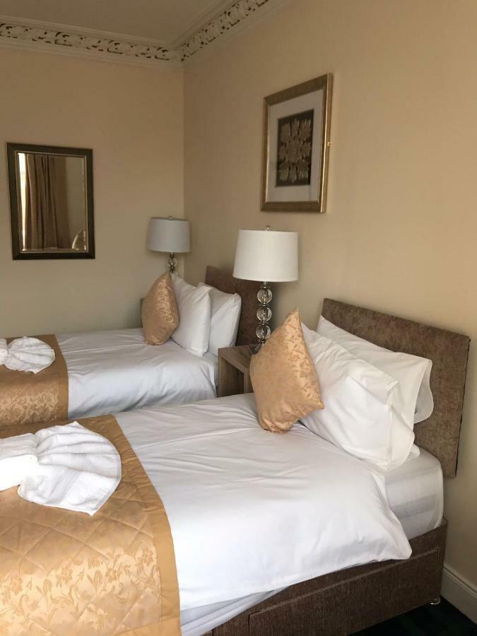 Royal Guest House 네언 외부 사진