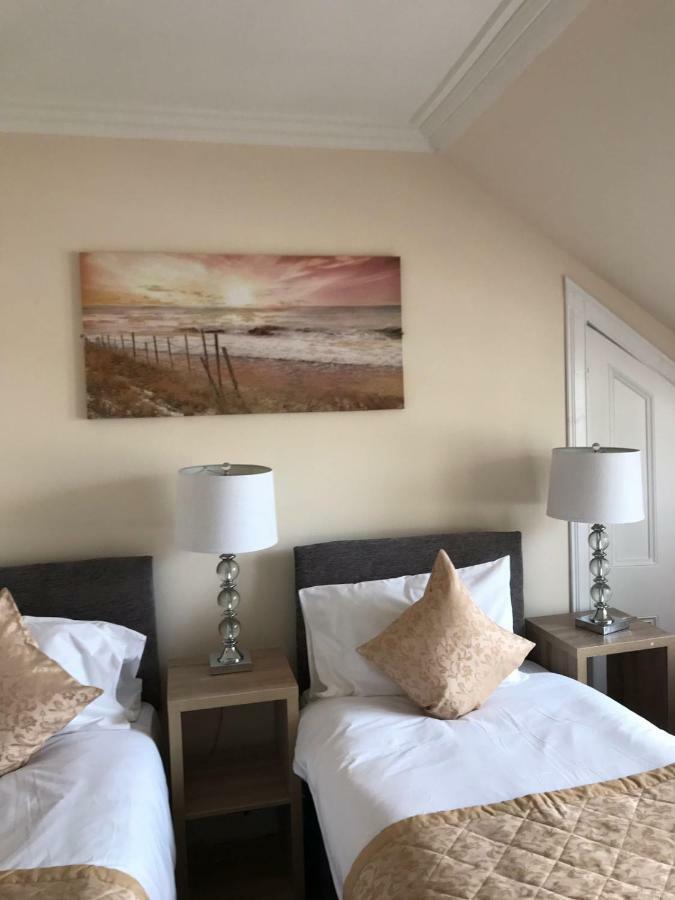 Royal Guest House 네언 외부 사진